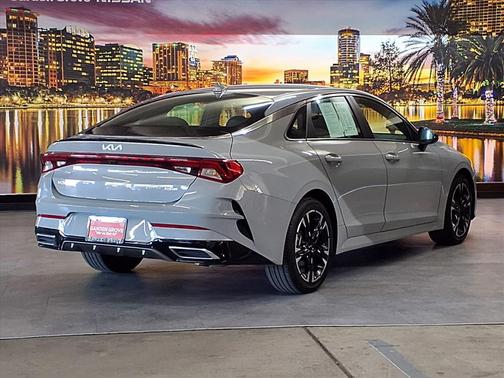 2024 Kia K5 GT-Line