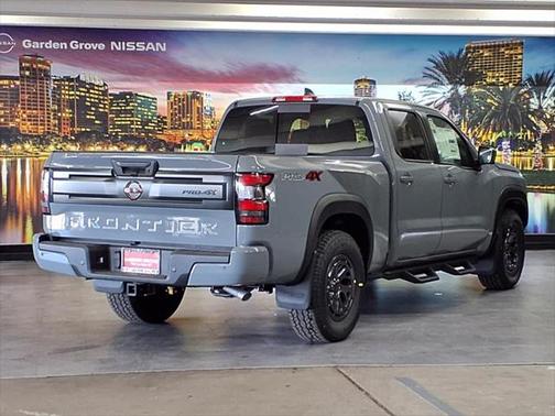 2025 Nissan Frontier PRO-4X