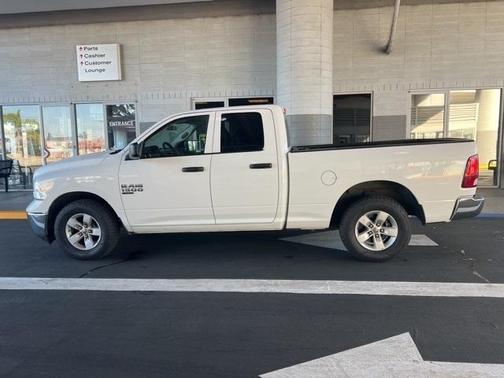 2024 RAM 1500 Classic SLT