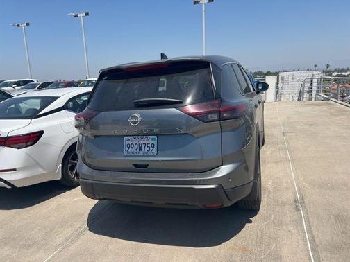Gun Metallic 2025 Nissan Rogue S