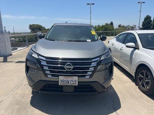 Gun Metallic 2025 Nissan Rogue S