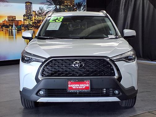 2023 Toyota Corolla Cross XLE