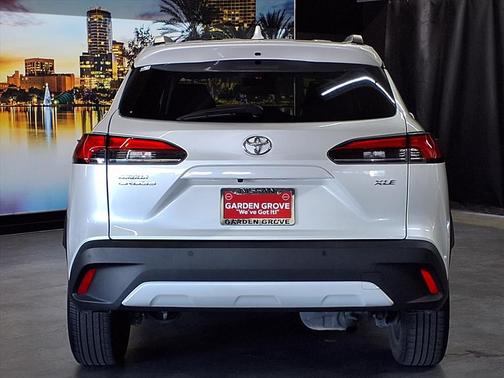 2023 Toyota Corolla Cross XLE