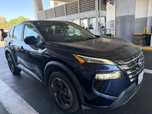 Deep Ocean Blue Pearl 2024 Nissan Rogue SV