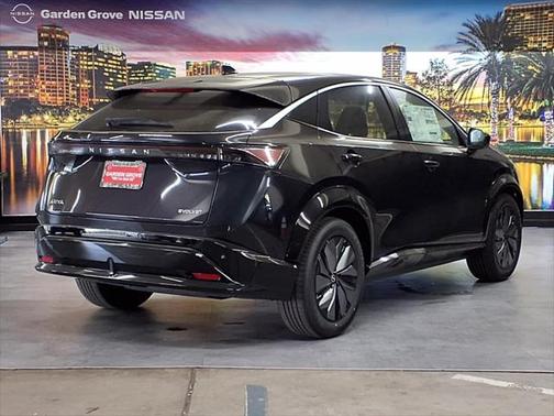 2025 Nissan ARIYA EVOLVE+