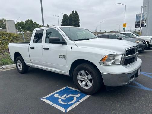 Bright White Clearcoat 2024 RAM 1500 Classic SLT
