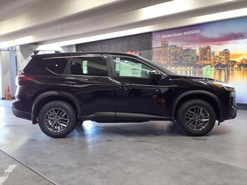 2025 Nissan Rogue S