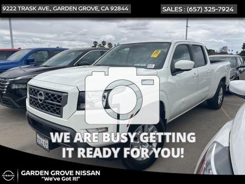 Glacier White 2024 Nissan Frontier SV