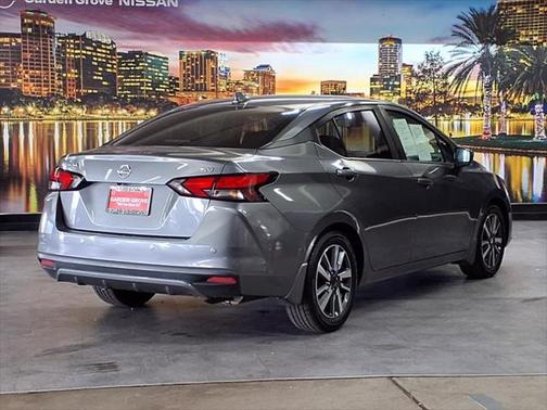 2020 Nissan Versa 1.6 SV