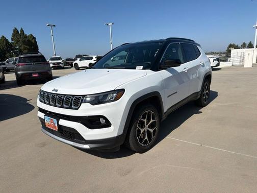 Bright White Clearcoat 2024 Jeep Compass Limited