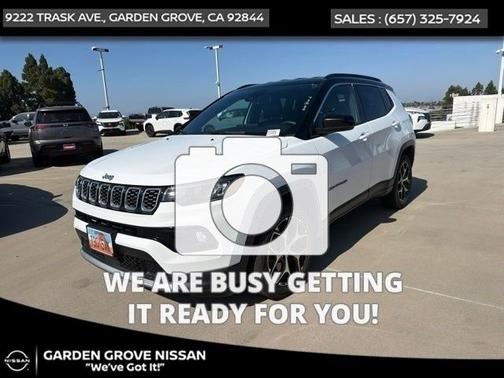Bright White Clearcoat 2024 Jeep Compass Limited