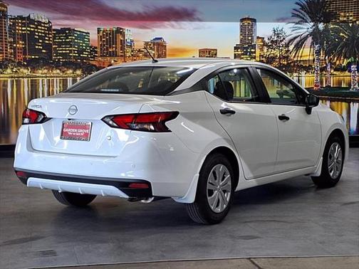2025 Nissan Versa 1.6 S