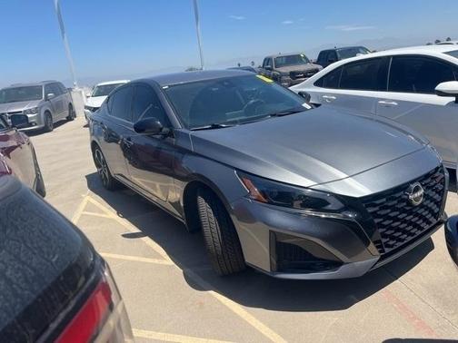 2024 Nissan Altima SR FWD