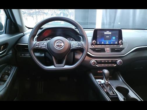 2025 Nissan Altima S FWD