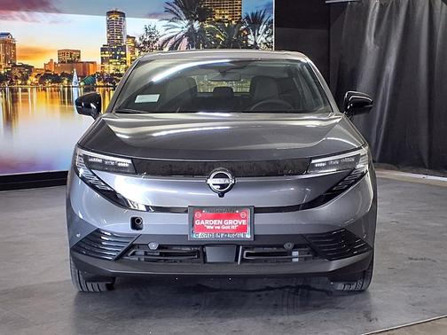 Gun Metallic 2026 Nissan Leaf SV+