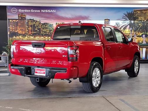 2023 Nissan Frontier SV