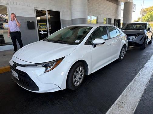 Wind Chill Pearl 2024 Toyota Corolla LE