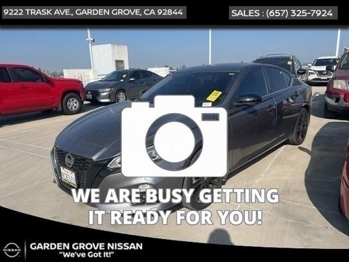 2022 Nissan Altima SR FWD