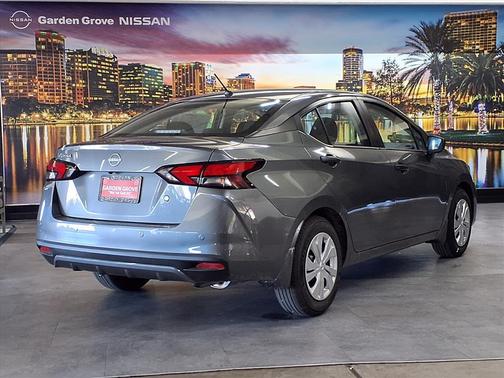 2025 Nissan Versa 1.6 S
