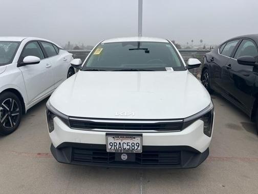 2025 Kia K4 LX