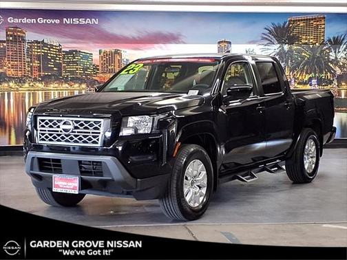 2023 Nissan Frontier SV