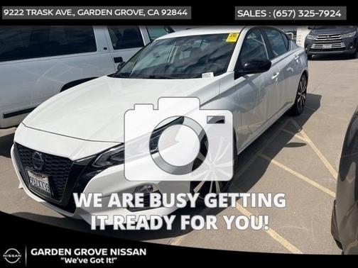 2022 Nissan Altima SR FWD
