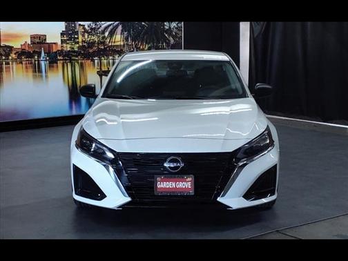 2025 Nissan Altima S FWD