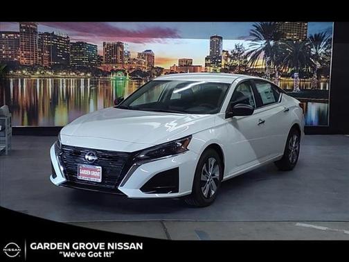2025 Nissan Altima S FWD