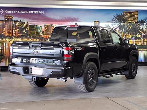 2025 Nissan Frontier PRO-X