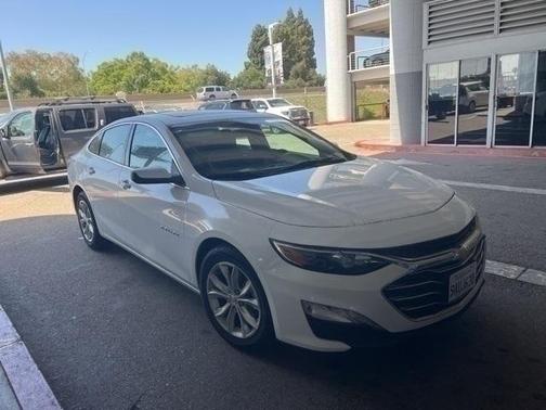 2022 Chevrolet Malibu FWD LT