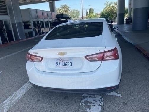 2022 Chevrolet Malibu FWD LT