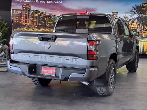 Gun Metallic 2027 Nissan Frontier SV