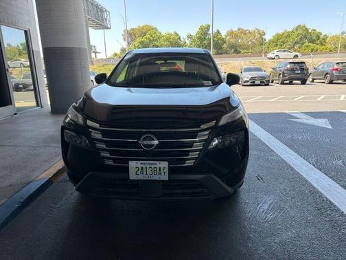 Super Black 2024 Nissan Rogue S