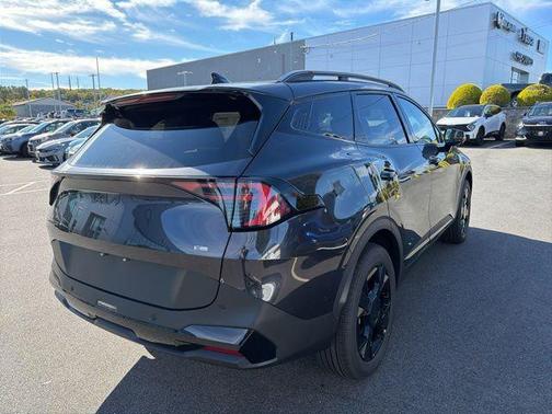 Panthera Metal Gray 2026 Kia Sportage X-Line