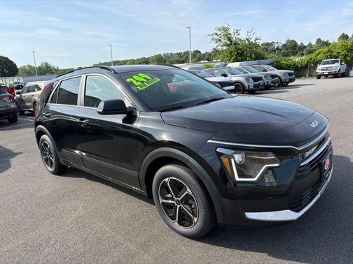 Aurora Black Pearl 2026 Kia Niro LX
