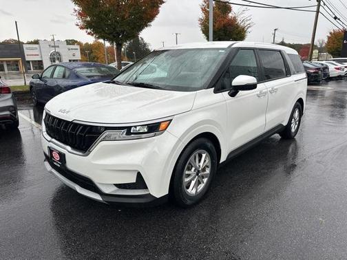 2022 Kia Carnival LXS