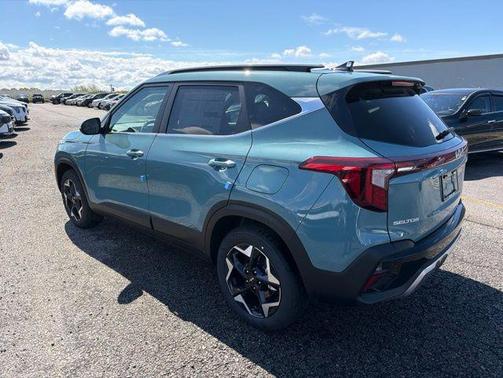 Pluton Blue 2026 Kia Seltos EX