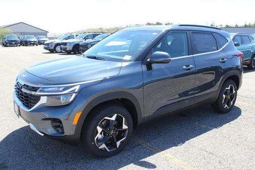 Gravity Gray 2026 Kia Seltos EX