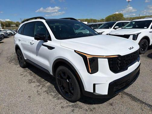 Glacial White Pearl 2027 Kia Telluride S