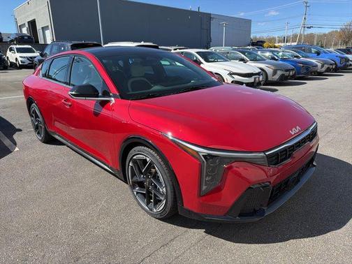 Currant Red 2026 Kia K4 GT-Line