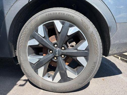 Gravity Gray 2023 Kia Sportage X-Line