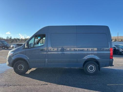 2019 Mercedes-Benz Sprinter 2500 Standard Roof