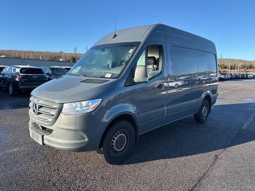 2019 Mercedes-Benz Sprinter 2500 Standard Roof