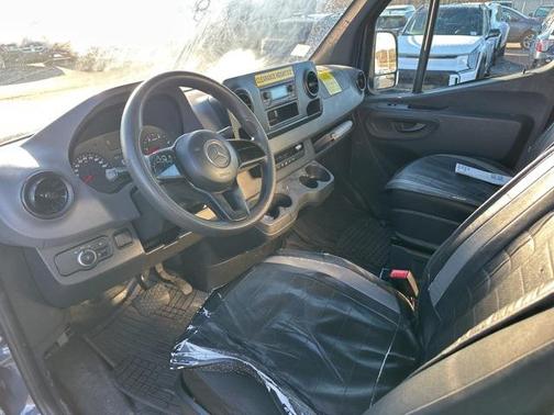 2019 Mercedes-Benz Sprinter 2500 Standard Roof