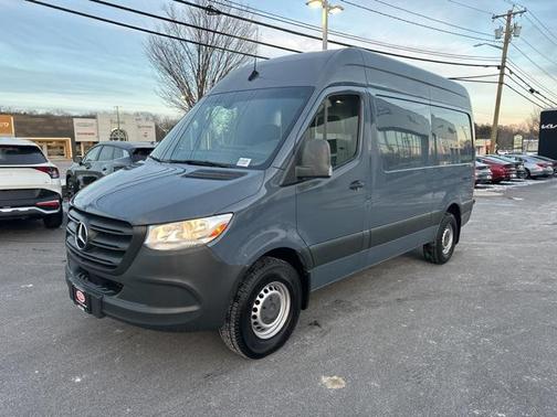 2019 Mercedes-Benz Sprinter 2500 Standard Roof
