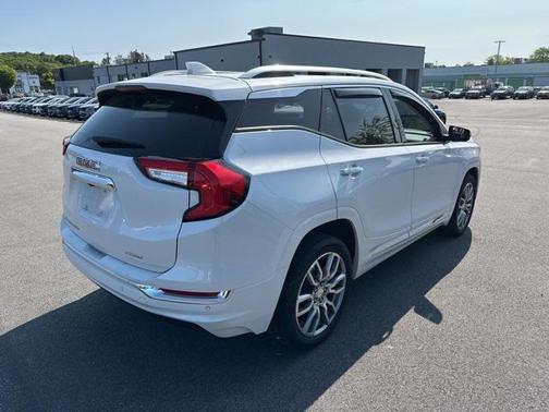 2022 GMC Terrain Denali