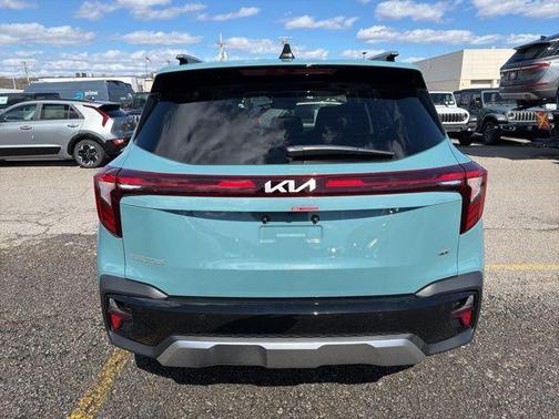 2026 Kia Seltos EX