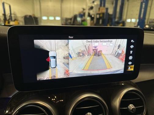 2021 Mercedes-Benz GLC 300 4MATIC