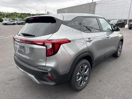 2025 Kia Seltos LX
