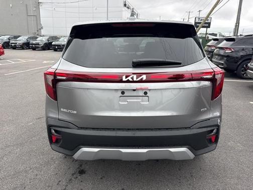 2025 Kia Seltos LX
